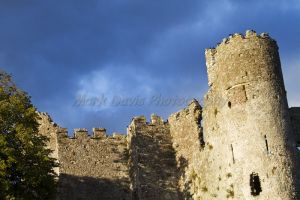 laugharne castle sm.jpg